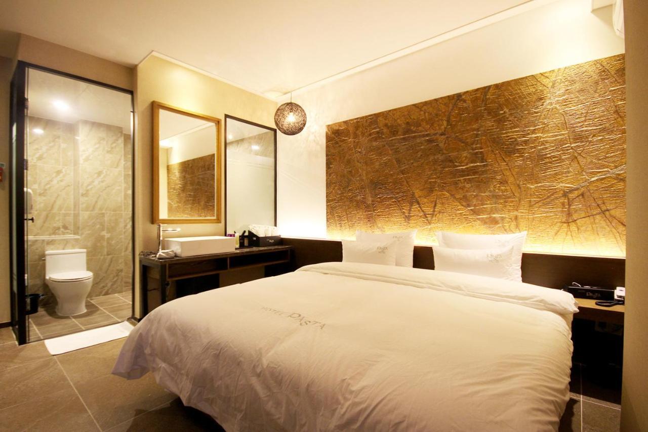 Hotel 38.5 Jinhae Changwon Dış mekan fotoğraf
