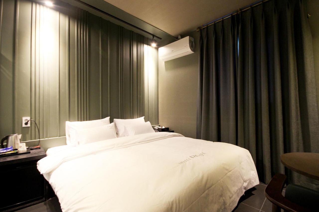 Hotel 38.5 Jinhae Changwon Dış mekan fotoğraf